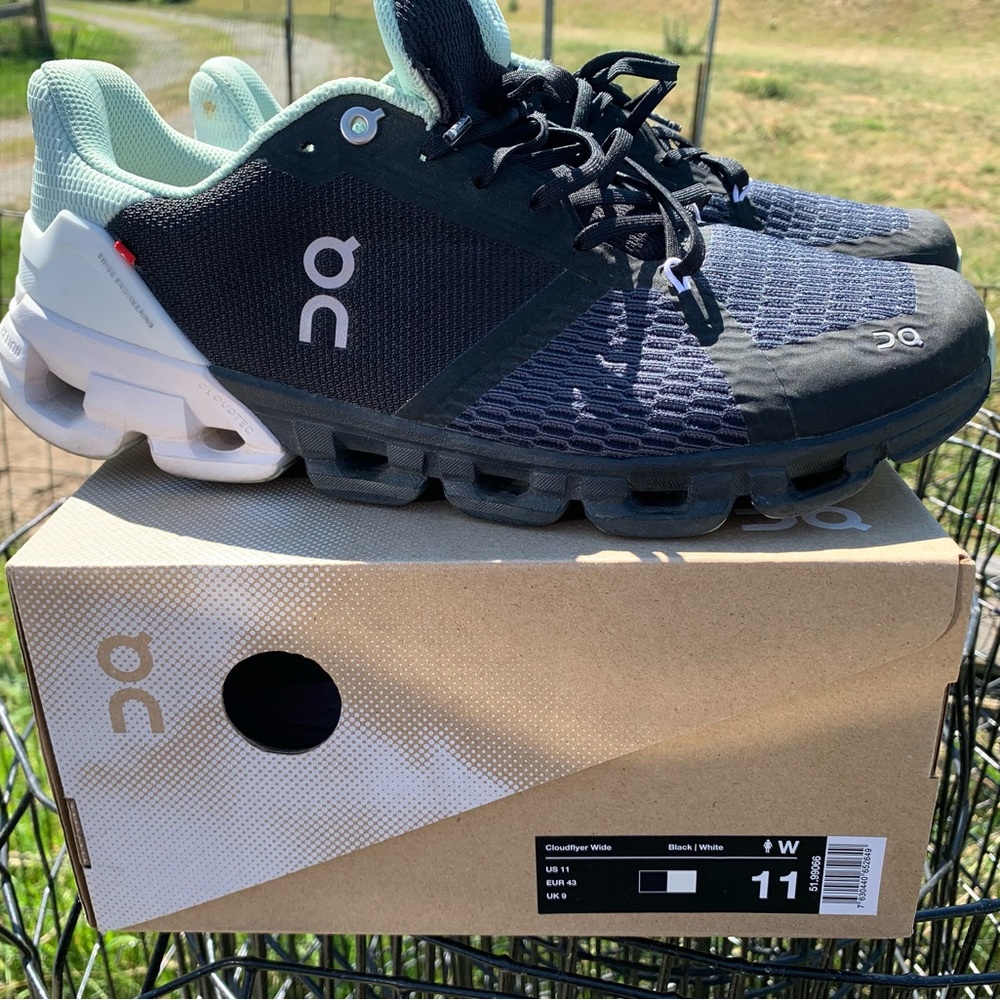 On Cloudflyer 11 WIDE